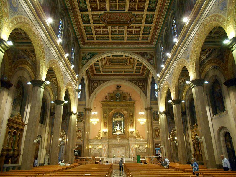 Interior de La Iglesia de la Bonanova